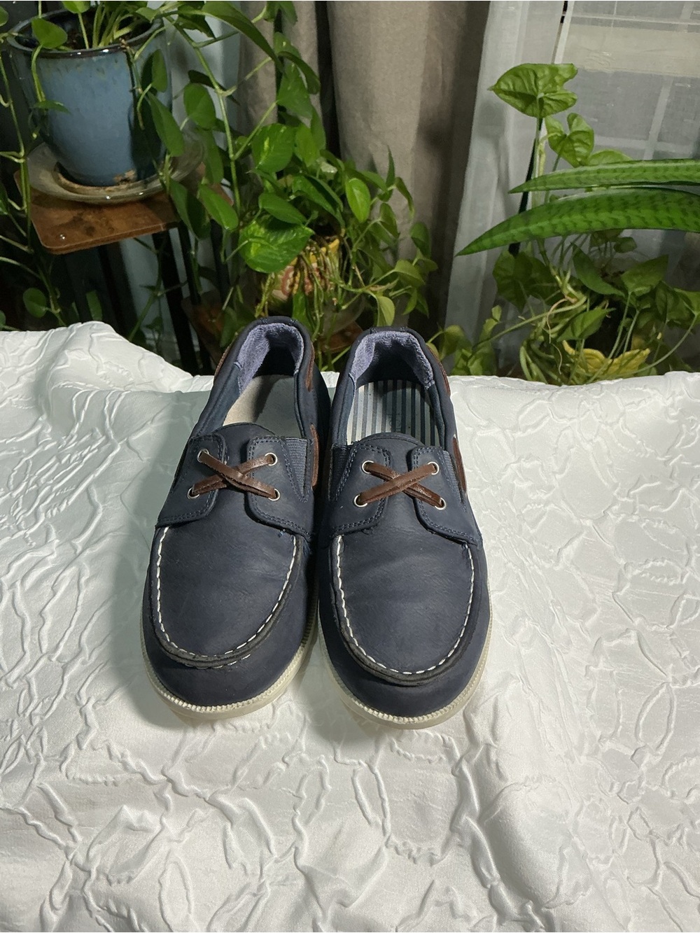 J. Crew Navy Leather Kids Boat shoes with Brown Laces